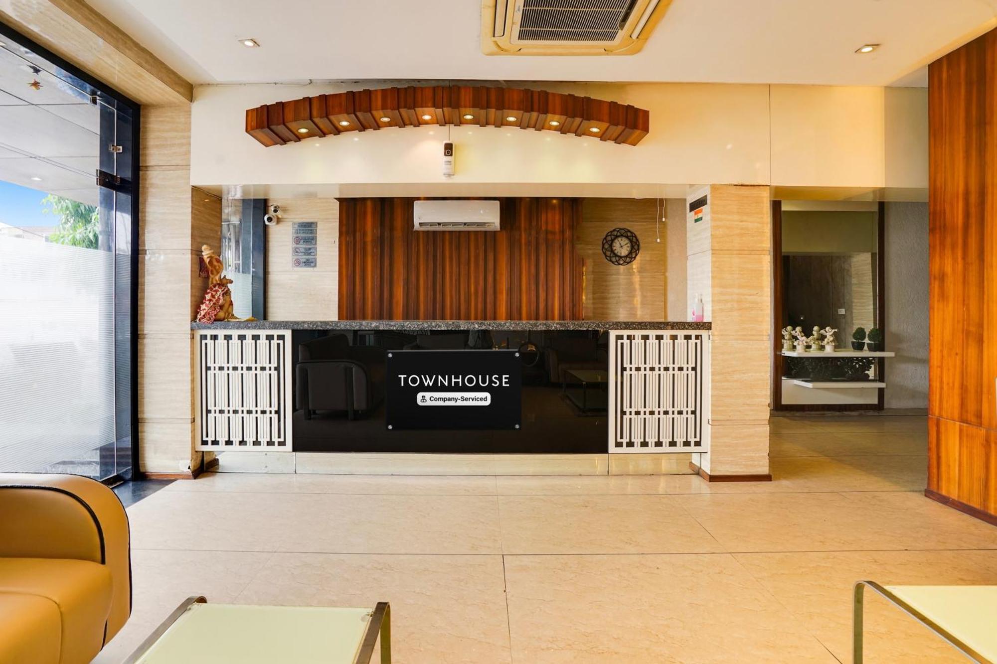 Super Townhouse Jhalawar Road Gumanpura Formerly Rockland Kota  Exterior photo