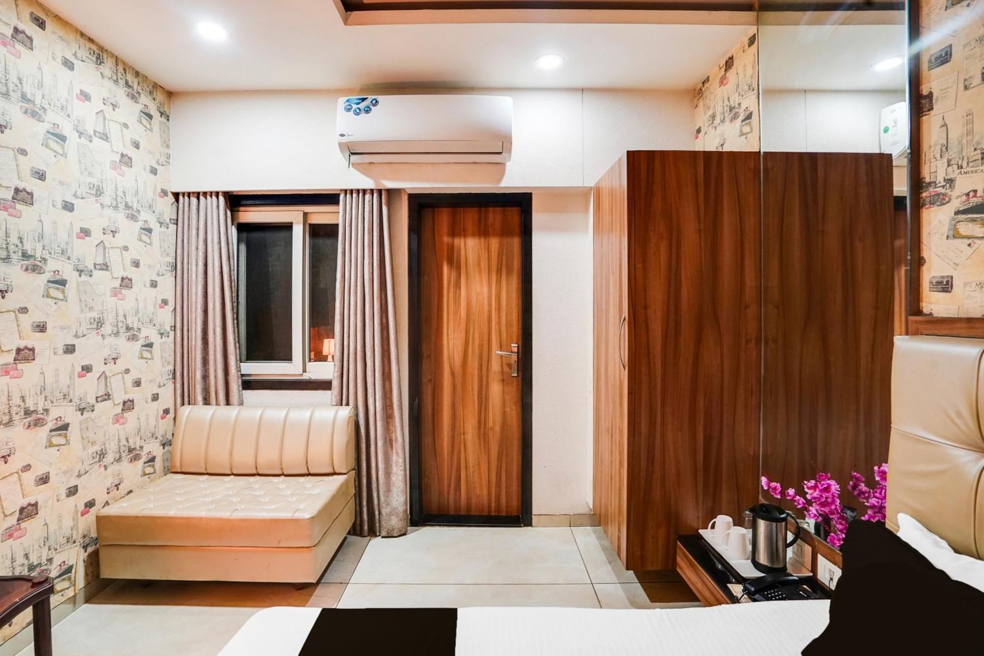Super Townhouse Jhalawar Road Gumanpura Formerly Rockland Kota  Exterior photo